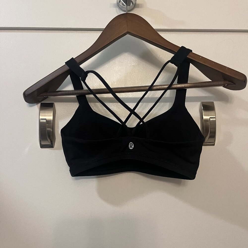 Black Lululemon Sports Bra